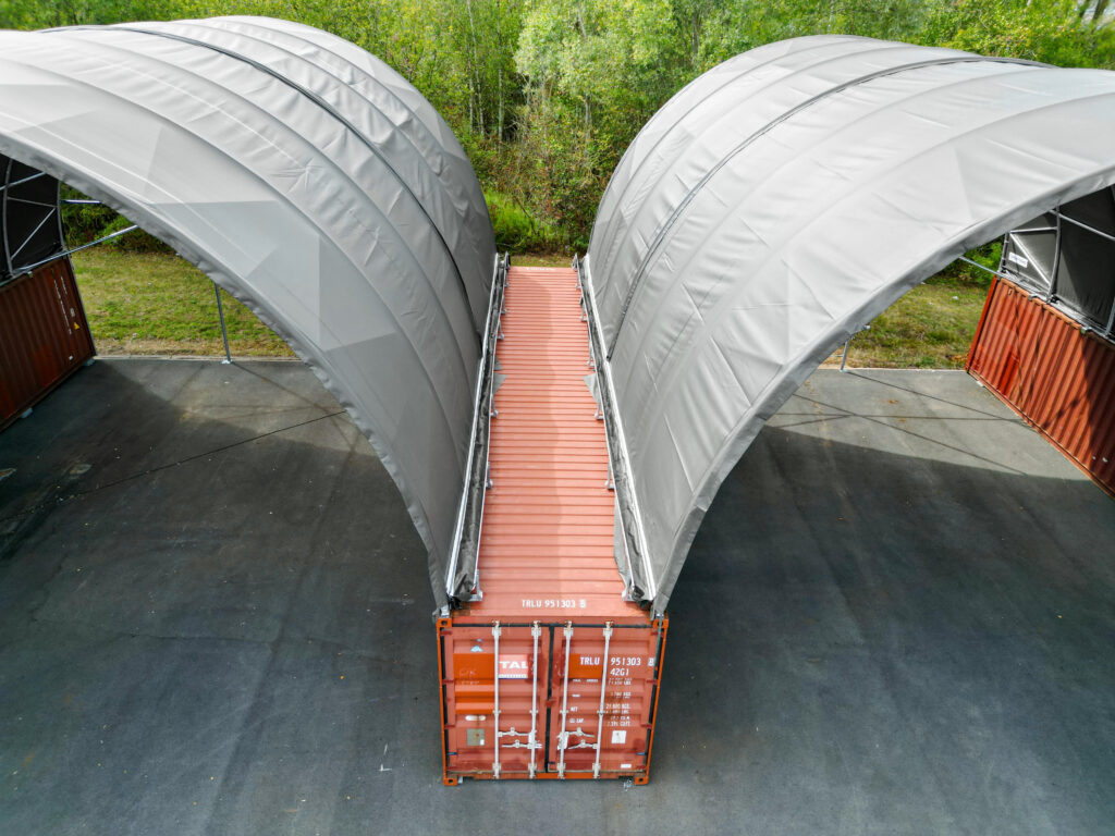 Wann ist eine Regenrinne bei einer Überdachung erforderlich?